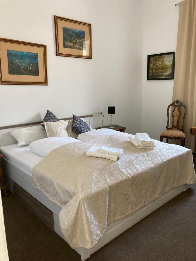 Kira Panzio Bed and Breakfast Lengyeltoti Buitenkant foto