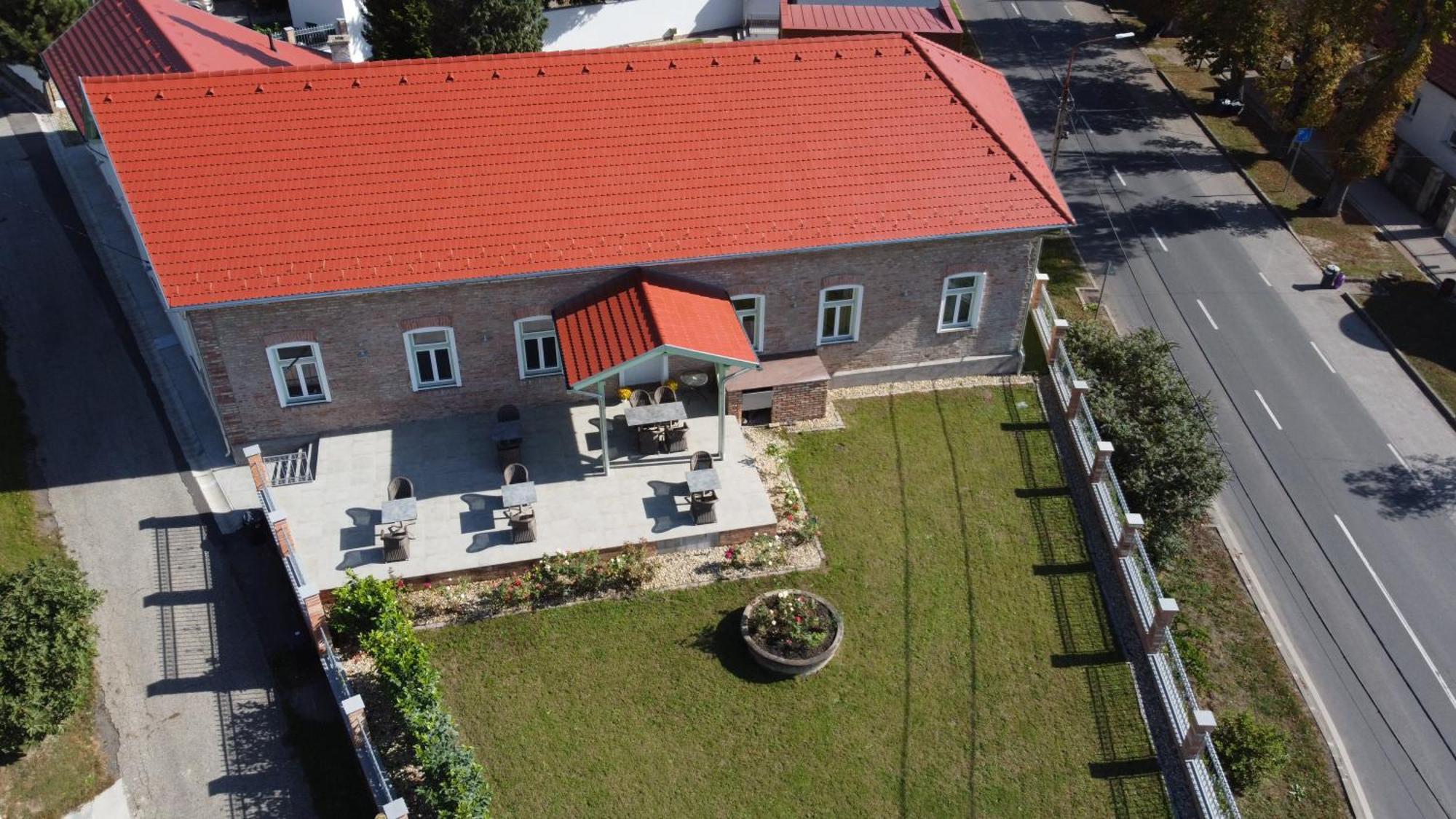 Kira Panzio Bed and Breakfast Lengyeltoti Buitenkant foto